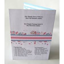 Ada berbagai contoh surat undangan dengan berbagai jenis kegiatan seperti surat undangan rapat, pernikahan, reuni, dan sebagainya. Undangan Desain Hepi 257 Dengan Motif Nuansa Alam Shopee Indonesia