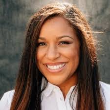 Ellen Kahn's Instagram, Twitter & Facebook