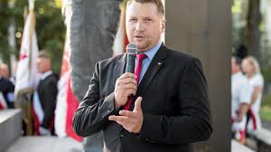 Shortly before his arrival, activists dressed as security guards had. The Frankowicze Want The Intervention Of Przemyslaw Czarnek The Minister For Education And Science Bad Their Words From Principals That They Owe Themselves