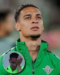 Antony completely broke down in tears after helping Real Betis reach the  Conference League final 😢 Absolutely incredible how he's turned his career  around 👏👏👏