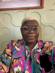 Anita Cottingham's Instagram, Twitter & Facebook