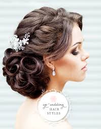 So you need a stylish wedding dress, a nice makeup, and a… Hair And Makeup Wedding Ideas