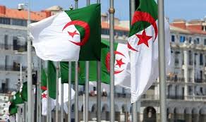 وزارة الدفاع الجزائرية تعلن إحباط مؤامرة خطيرةتستهدف البلاد خططت لها الحركة الانفصالية ماك أعلنت وزارة الدفاع الجزائرية، اليوم الأحد، أنها أحبطت مؤامرة خطي Ø§ØªÙ‡Ø§Ù… Ù…Ø³Ø¤ÙˆÙ„ ÙƒØ¨ÙŠØ± ÙÙŠ ÙˆØ²Ø§Ø±Ø© Ø§Ù„Ø¯ÙØ§Ø¹ Ø§Ù„Ø¬Ø²Ø§Ø¦Ø±ÙŠØ© Ø¨Ù€ Ù†Ø´Ø± Ø£Ø®Ø¨Ø§Ø± ÙƒØ§Ø°Ø¨Ø© Ù„ØªØ´ÙˆÙŠÙ‡ Ø§Ù„Ø­Ø±Ø§Ùƒ Ø§Ù„Ø´Ø¹Ø¨ÙŠ Business Profit