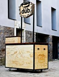 Studio Aa X2f Design D 39 Espace Design Graphique Createur D 39 Evenements Dub Chariots De Nourriture Design De Magasin Chariots De Cafe