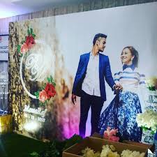 Korang tengok dan kira berapa. Terlajak Romantik Foto Foto Majlis Resepsi Perkahwinan Raf Yaakob Dan Mawar Rashid Iluminasi