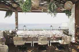 Riviera Restaurants The Best New Beachside Tables In Saint Tropez Saint Tropez Mediterranean Blue Decor Stylish Restaurants