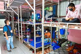 Top glove corporation berhad is a malaysian rubber glove manufacturer who also specialises in face masks, condoms, dental dams, and other products. Glovemaker Fined Rm1 000 The Star