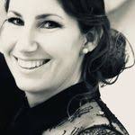 Linda Eberwein's Instagram, Twitter & Facebook