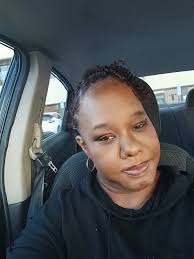 Nakia Robinson (@nakiarobinson2)