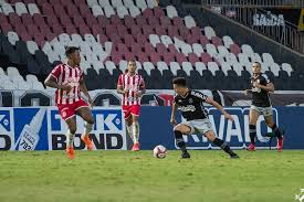 The teams total wage bill is: Matheus Trindade Leva Terceiro Amarelo Contra O Vasco Da Gama E Vira Desfalque No Nautico Esportes Dp