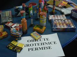 Găleata cu gheaţă, înlocuită cu cea cu moloz. Peste 8 000 De Petarde Confiscate De PoliÅ£isti In Cadrul AcÅ£iunii Foc De Artificii Viva Fm