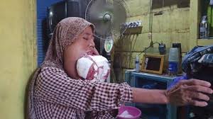 Sayangnya, gadis dipuja milik orang. Meh Sandar Pada Aku Kepala Bergetar