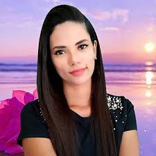 Patricia Soares's Instagram, Twitter & Facebook