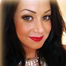 Natalie Kennett (@nataliejkennett)