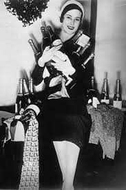 Toast The New Year With Vintage Shots Of Ladies Drinking Women Drinking Vintage Wine Wine Woman