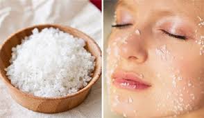 Kết quả hình ảnh cho rửa mặt bằng nước muối