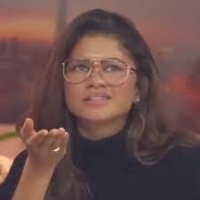 Mackenzie Cain's Instagram, Twitter & Facebook