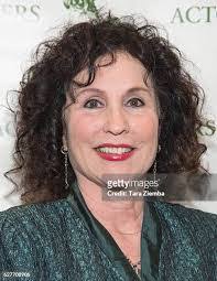 Madeline Bernstein's Instagram, Twitter & Facebook