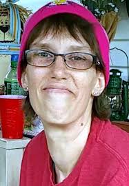 Julie Cale's Instagram, Twitter & Facebook