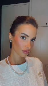 Jolene Connors's Instagram, Twitter & Facebook