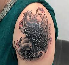 Hình xăm hoa văn ở cánh tay đẹp với cá chép vượt vũ môn. 100 Máº«u Tattoo Ä'áº¹p Nháº¥t