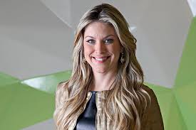 Gaúcha extrovertida e fanática por comunicação optou por mandar direito ayer de hoje, a determinação de renata deu lado a uma apresentadora consciente e apaixonada lana que faz; Renata Fan Deixa Escapar Palavrao Ao Vivo E Faz A Alegria Da Internet Veja Sao Paulo