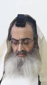 אלמנה לבד לבד לבד בעולם זועקת ומתחננת לעזרה