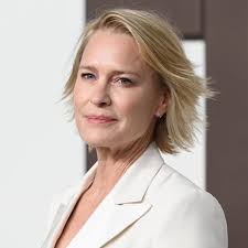 The Girlfriend is the "wildy delicious" mother-son psychological drama  starring Robin Wright –and it will have you racing to the end. Find out  more in the comments👇