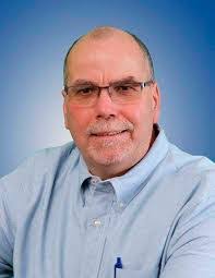 Bruce Henley's Instagram, Twitter & Facebook