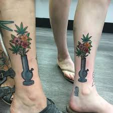 The most common stoner tattoo material is metal. Bztdcqlotwgo M