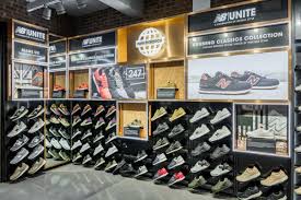 Foot Locker Times Square 2 Store Interiors Shoe Store Design Lockers
