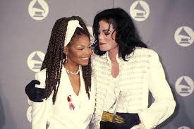 The video is set in ancient egypt and features appearances by eddie murphy, iman, tommy tiny lister and magic johnson. Janet Jackson Recreates Remember The Time Music Video For Michael Jackson S 60th Birthday Entertainment Tonight