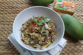 Very simple and easy thai style salad or appetiser. Kerabu Mangga Ala Thai Azie Kitchen
