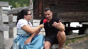 Eine wunderschöne(deutschsprachige) ballade,vorgetragen in der herrlichen irischen. Andreas Gabalier Im Interview Mit Rro Youtube