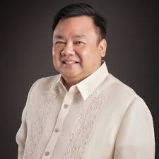 I am very honored to once again meet, Sharon Gil, who is now the Head of  Cities at the United Nations Environment Programme (UNEP), during her  courtesy call. #USWAGIloilo #RISEIloilo #IloiloCityToTheNextLevel