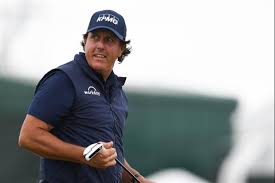 So much so, the golf star shared his secrets on how to achieve his muscular calf status. If You Re A Fan Of Phil Mickelson S Calves Watch This Tigerdroppings Com