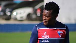 Born in luanda, paulão arrived in portugal in 1994, where he would spend the following eight years of his career. Sem Acordo Fortaleza Encerra Negociacoes Com Zagueiro Paulao Que Fica Livre No Mercado Jogada Diario Do Nordeste