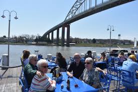 Extraordinary Stories From An Ordinary Guy: The Lunch On The Canal: Part  II Story