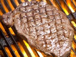 Bon trêve de bavardages, je vous emmène tout de suite dans ma cuisine et je vais vous montrer cette recette de marinade au curry pour barbecue. Une Marinade Maison Rapide Pour Attendrir Vos Viandes Dans Notre Maison