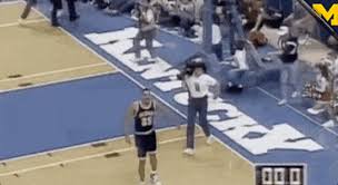 — ðÿ�� 3rd splash brother ðÿ�� (@lowkey_mac) may 23, 2019. Juwan Howard Gifs Get The Best Gif On Giphy