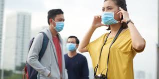 Mereka lebih butuh daripada kita. Cara Pakai Masker Yang Benar Agar Tak Menghirup Debu Polusi Udara