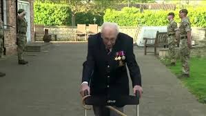 Captain sir tom moore inspires boy, five, with cerebral palsy to walkcaptain sir tom lewis is among those taking part in captain sir tom moore's latest campaign to support the lonely. Nachrichten Zum Tag Captain Tom Moore