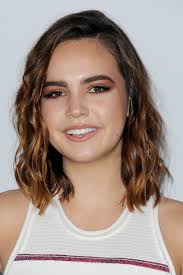 Bailee Madison's Hairstyles & Hair Colors