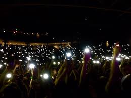 Quinnipiac University On Twitter A Sea Of Cellphone Lights Is Filling Our Sports Center To Welcome Fetty Wap