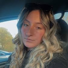 Danielle Helwig (@danielle_helwig)