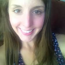 Leslie Stuber's Instagram, Twitter & Facebook