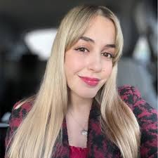 Thrilled to have graduated from Technological University Dublin this month,  having studied German and International Business (BA).