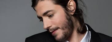 Sobral won the national final and was chosen as the portuguese entrant. Salvador Sobral Amar Pelos Dois Lyrics