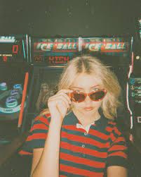 Underrated grunge and glitch apps for editing. Pic Color Aesthetic Vintage Grunge Aesthetic Retro Aesthetic