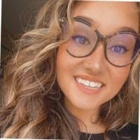 Shannon Mudd's Instagram, Twitter & Facebook